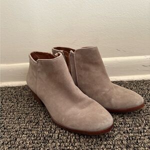 SAM EDELMAN Grey Petty Ankle Boots